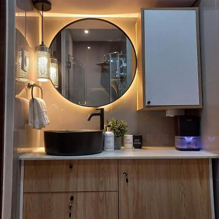 Makati Cosy Home L Couples Families L 500Mbps Wifi 마닐라 외부 사진