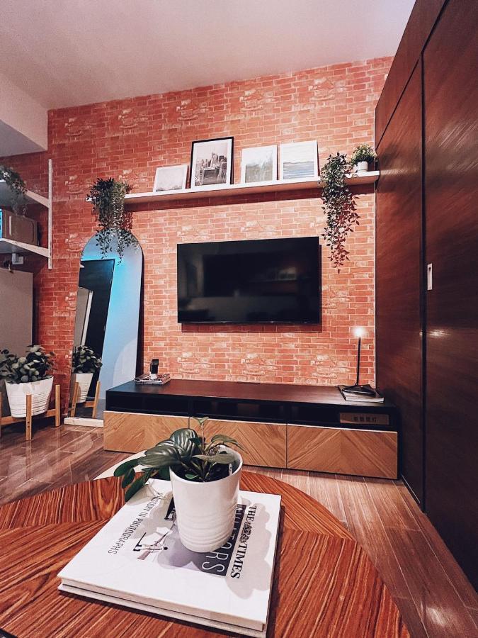 Makati Cosy Home L Couples Families L 500Mbps Wifi 마닐라 외부 사진